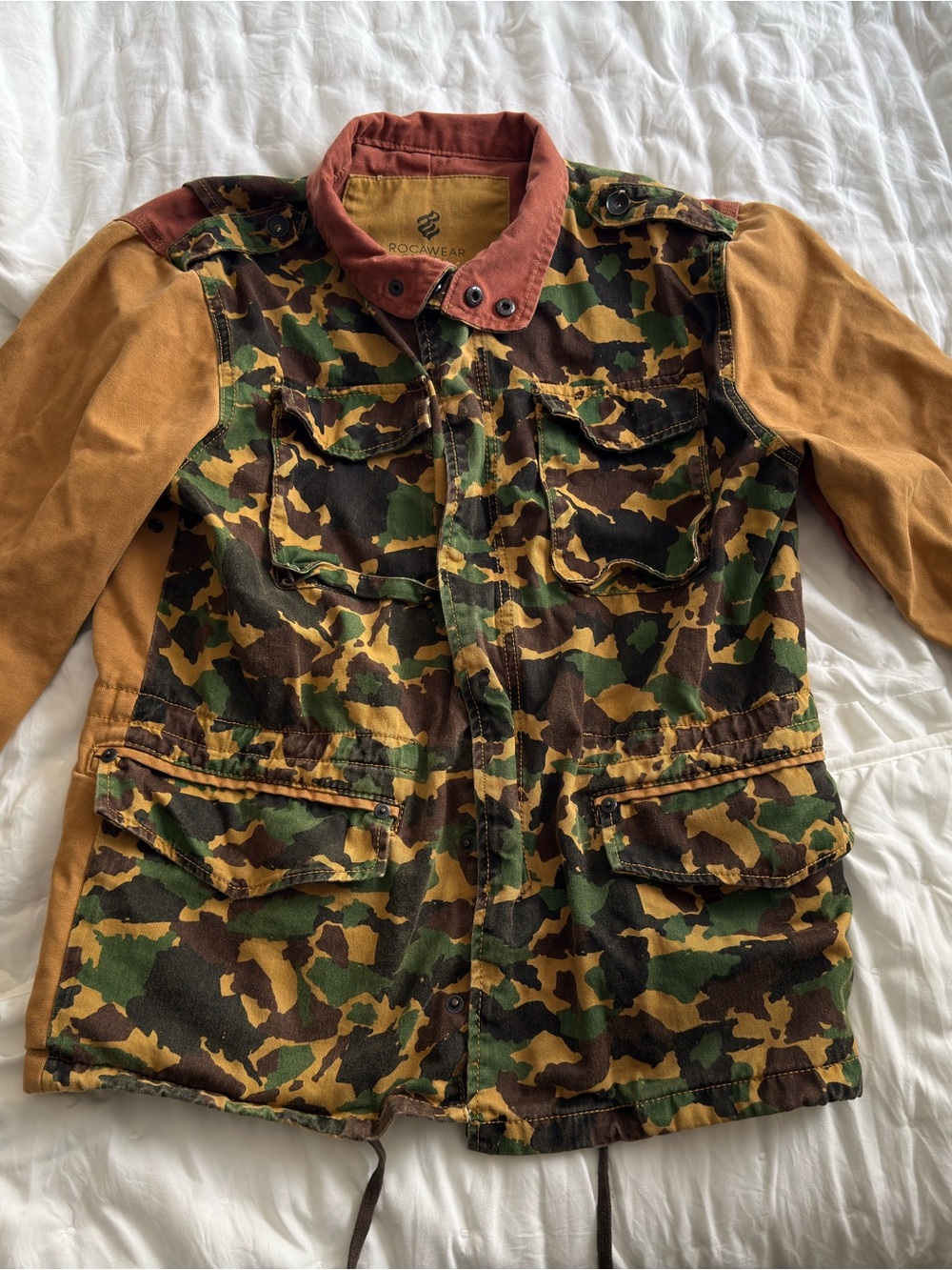Vintage Rocawear Gold Logo Cotton Shirt with Black Print